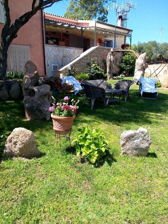 Bed And Breakfast Li Paduli Alvi Cannigione Exterior foto